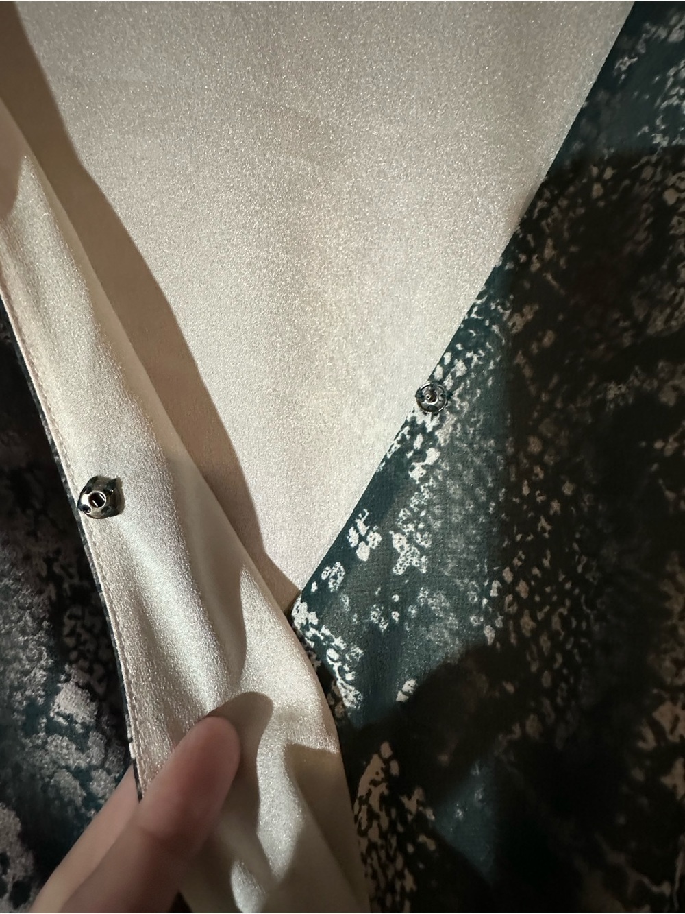 Ava & Viv green and cream Snake-Print V-Neck Maxi Dress - Picture 5 of 8